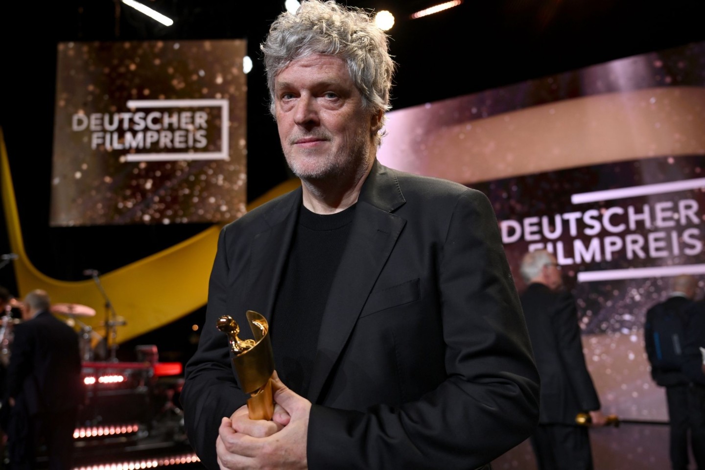 Der Film «Sterben» von Regisseur Matthias Glasner ist mit der Lola in Gold ausgezeichnet worden.