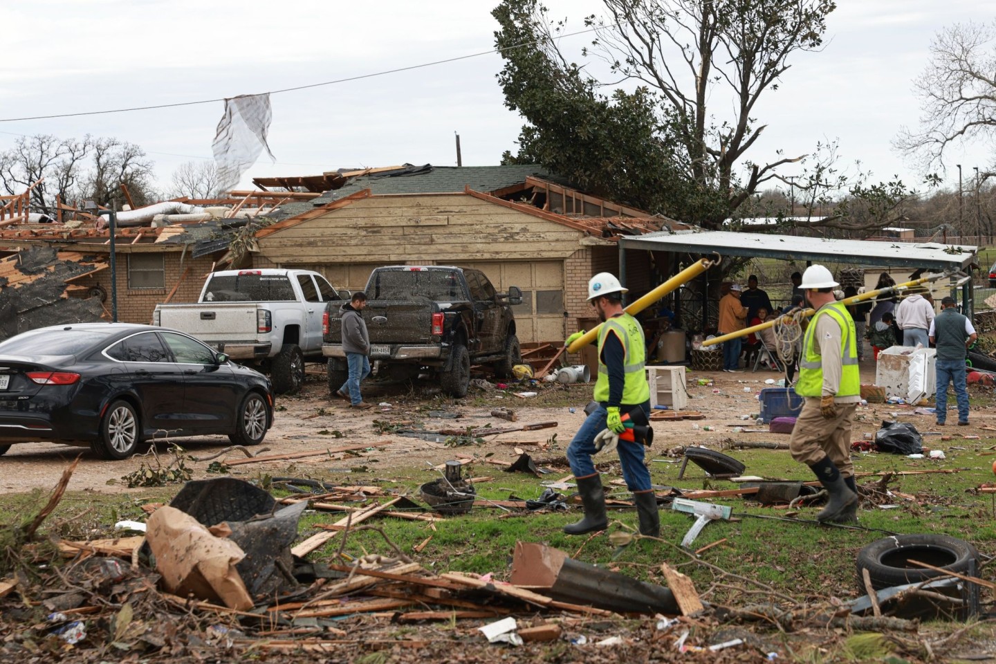 Drei Erwachsene und drei Kinder befanden sich in dem Haus in Decatur (Texas), als kurz nach 7 Uhr morgens ein Tornado kam.