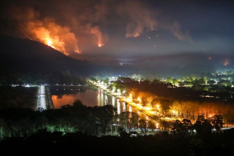 Sorge um Weltnaturerbe: Waldbrand in Thailand wütet weiter