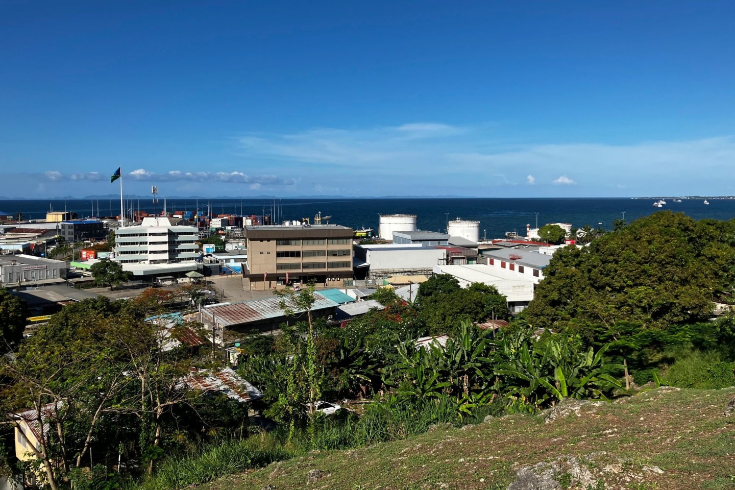 Blick über Honiara - die Salomonen im Südpazifik sind von einem massiven Erdbeben erschüttert worden.