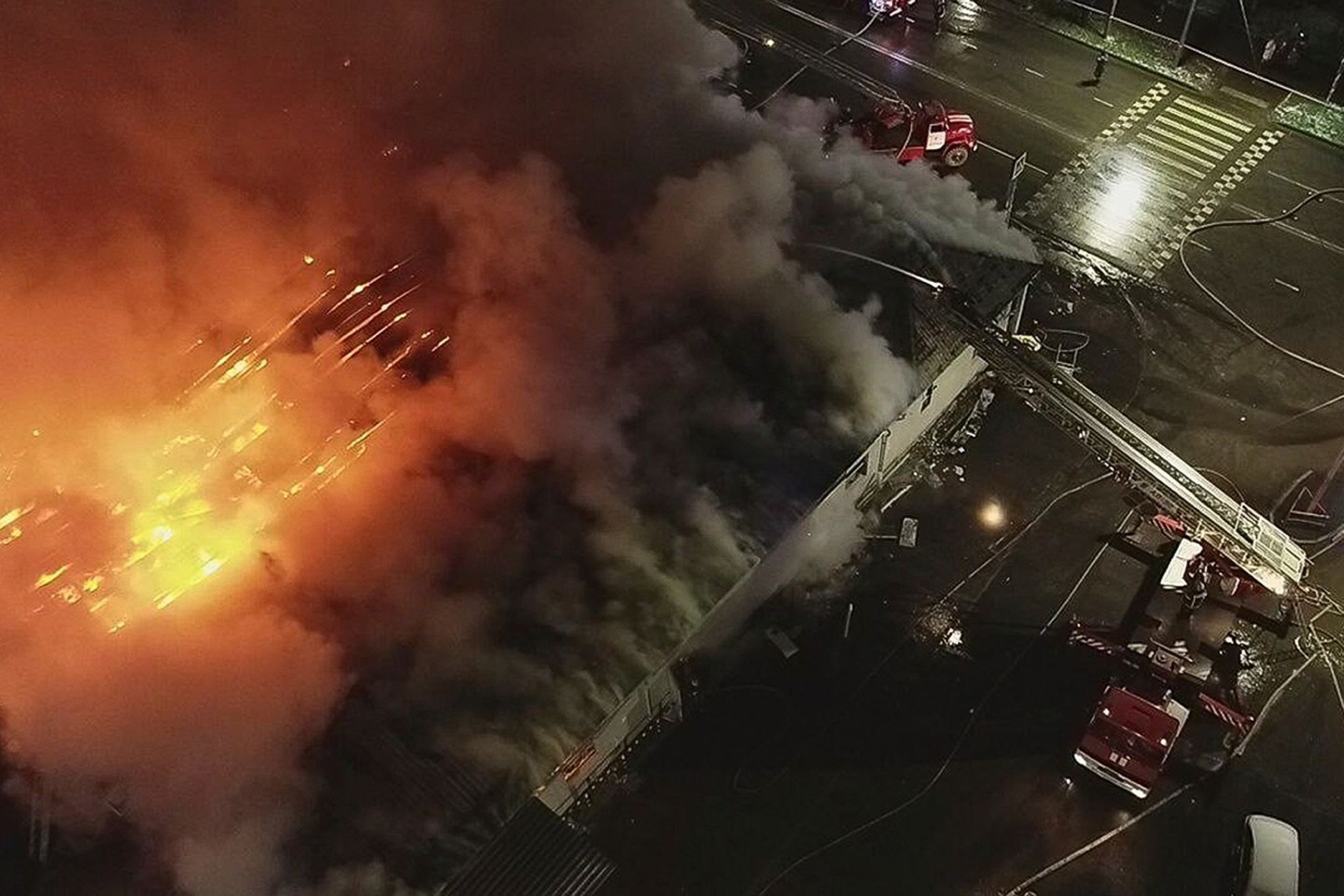 Bei dem schweren Brand in einem Nachtclub in Kostroma starben mindestens 13 Menschen.