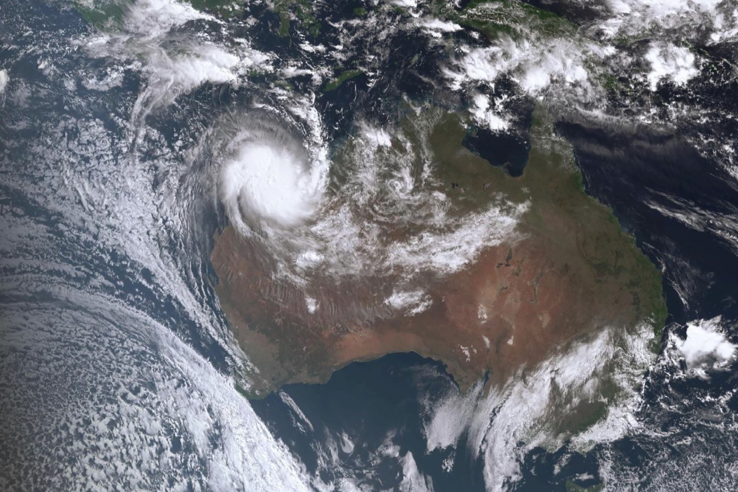 Ein vom Bureau of Meteorology bereitgestelltes Satellitenbild zeigt den tropischen Wirbelsturm «Ilsa» um 2:20 Uhr MESZ.